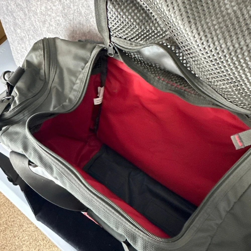 Fox Racing Duffle Bag Mens Large Grey Red Racing Gear Bag Motocross SIL 75